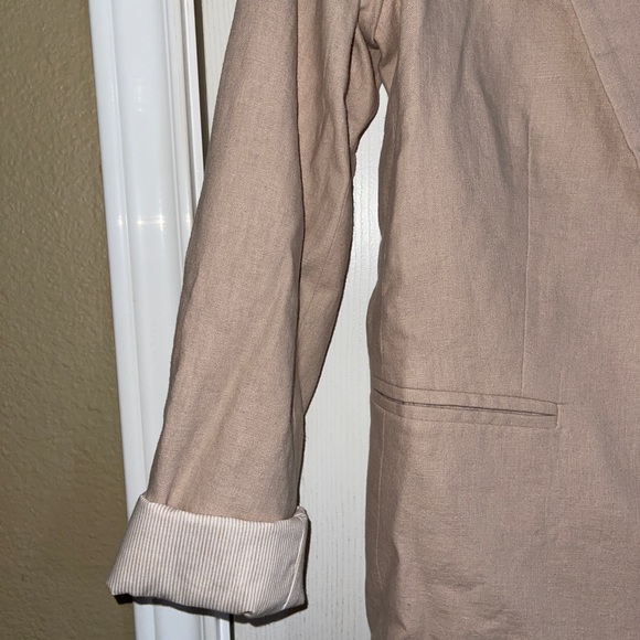 NWT Kenar blush linen blazer, small - Picture 3 of 4